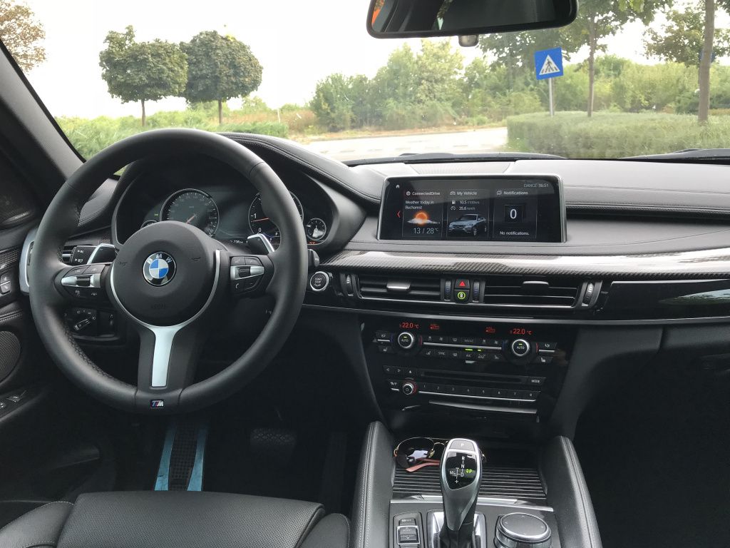 BMW X6 xDrive30d - Imagine 16