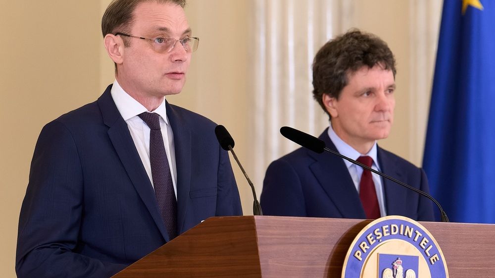 Luca Niculescu, MESAJ înaintea votului de învestitură a Guvernului: Va fi un guvern care aduce bani și investiții în țară!