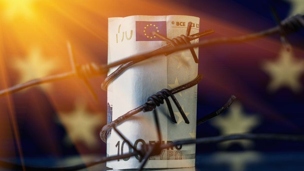 Șeful economiștilor de la Banca Centrală Europeană spune că Europa riscă o nouă rundă de scumpiri
