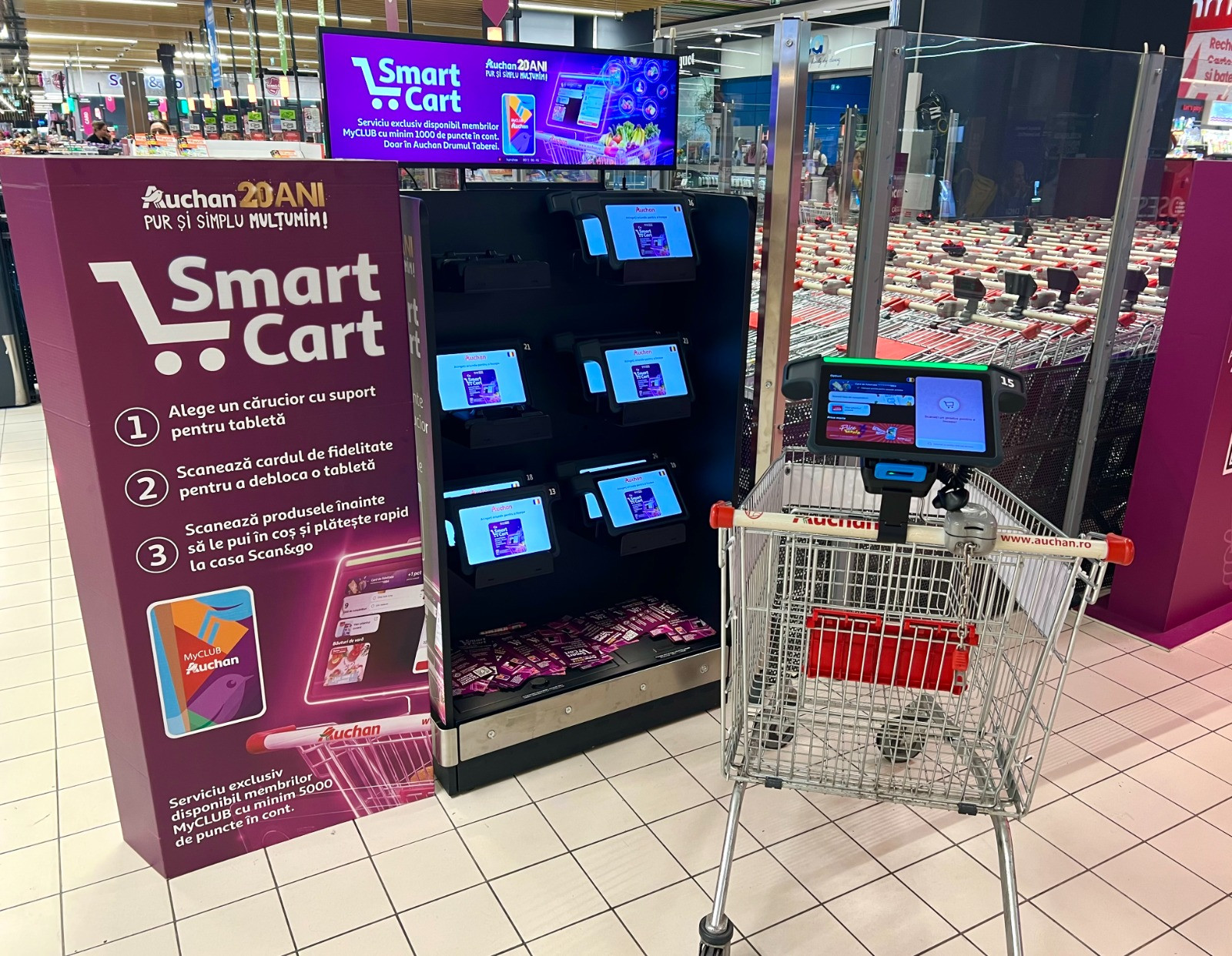 Auchan testează cărucioarele Smart Cart. Cum funcționează noul sistem de cumpărături