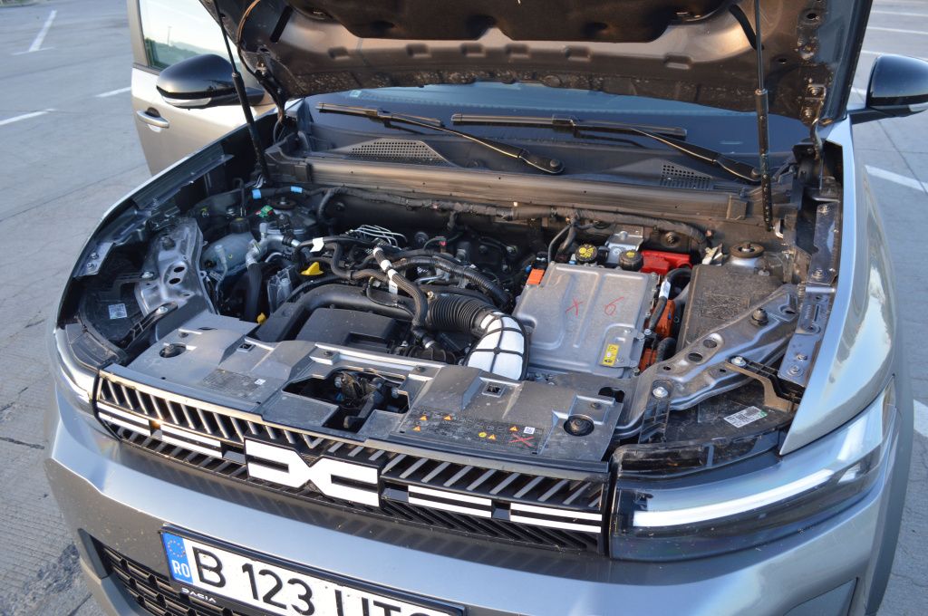 [FOTO] Test Drive Dacia Bigster Hybrid 155. Prima Dacia care oferă liniștea unei mașini premium - Imagine 33