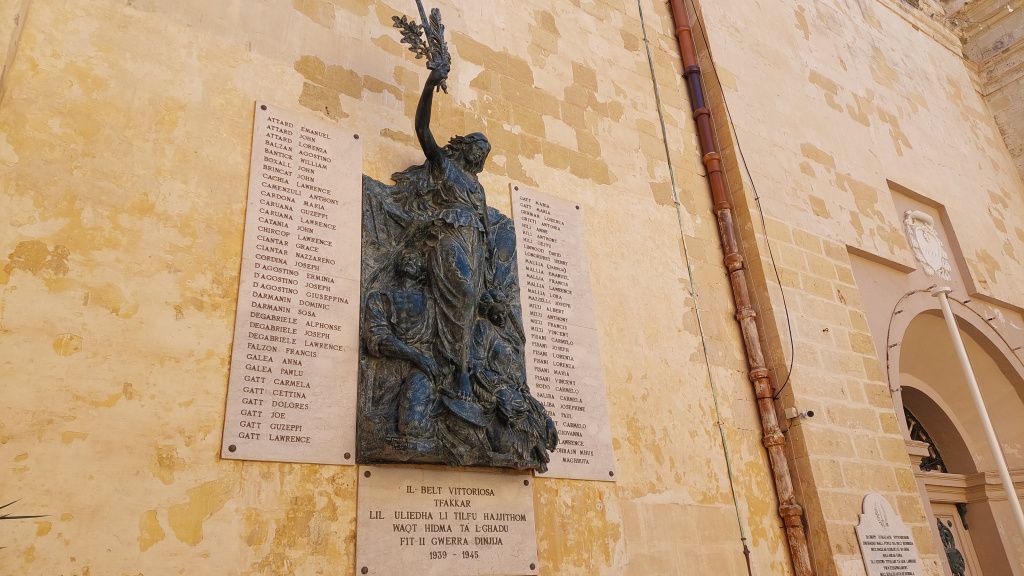 Malta, țara care poate transforma orice piatră într-un obiectiv turistic - Imagine 11