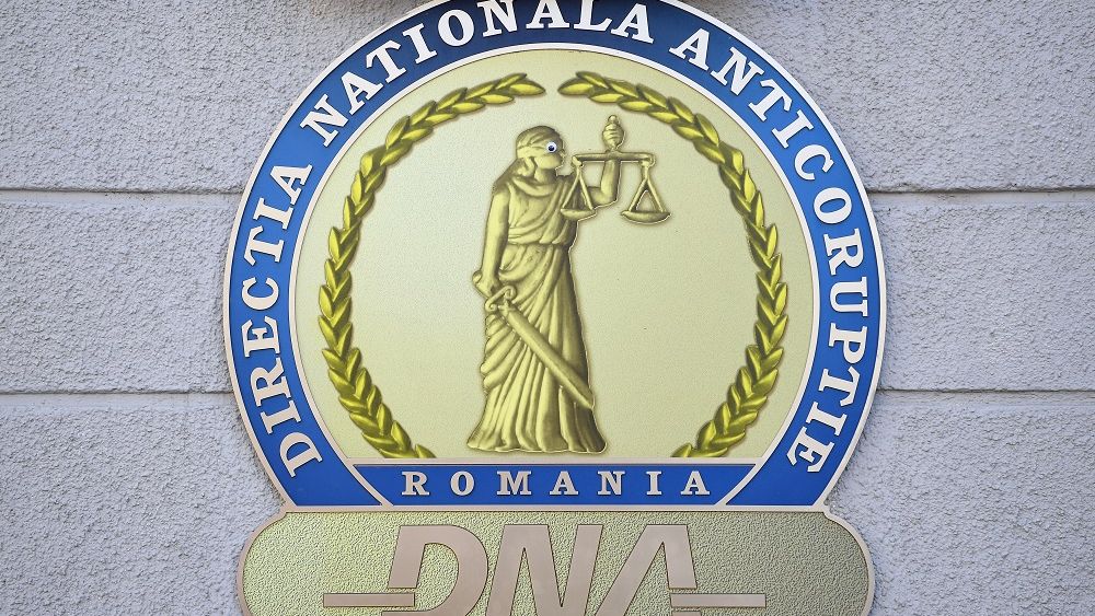 Un director de la Ministerul Transporturilor a fost reținut de DNA pentru luare de mită