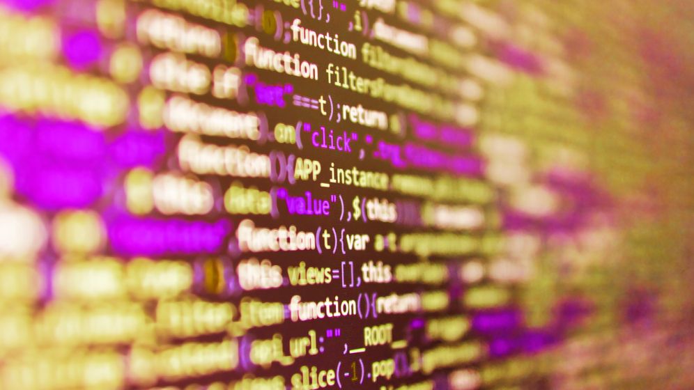 Un IT-ist român generează în medie 60.000 de euro pentru compania la care lucrează. Sectorul a ajuns la 9 mld. euro