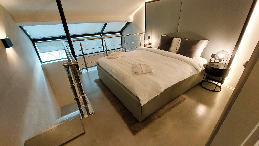 GALERIE FOTO | Cum arată apartamentele milionarei Anja Graf din centrul Capitalei - Imagine 16