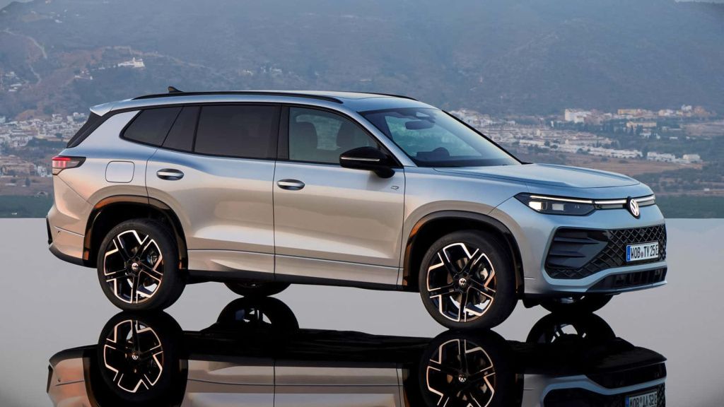 GALERIE FOTO | Volkswagen prezintă Tayron, un nou SUV de clasă medie - Imagine 13