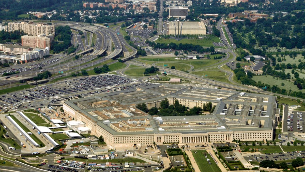 Pentagon: Ucraina a primit avioane de luptă și piese de schimb