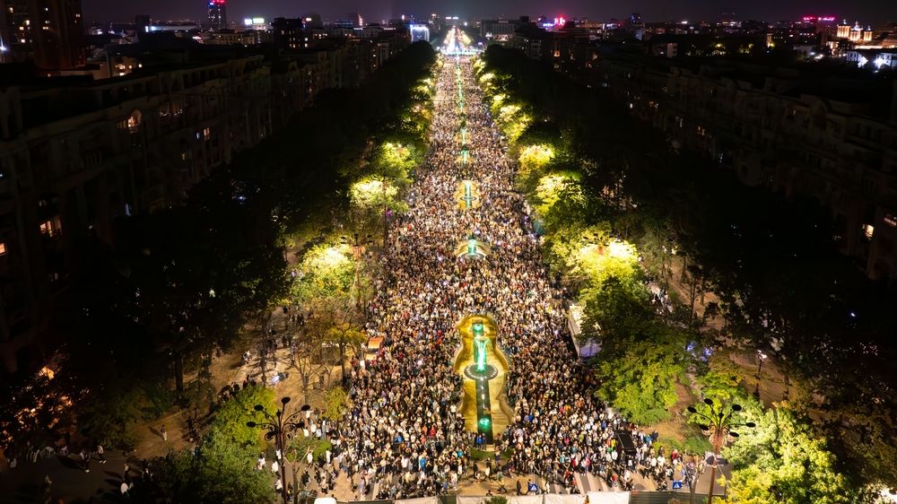 Ce poți face în București în weekendul 9-11 octombrie: de la instalații de lumină și spectacole de videomapping, până la concerte și degustări de vin