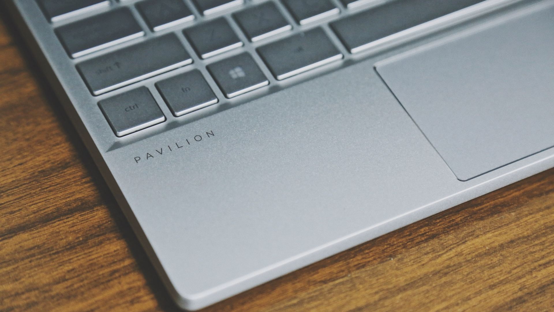(P) HP Pavilion Aero este cel mai ușor laptop de până acum