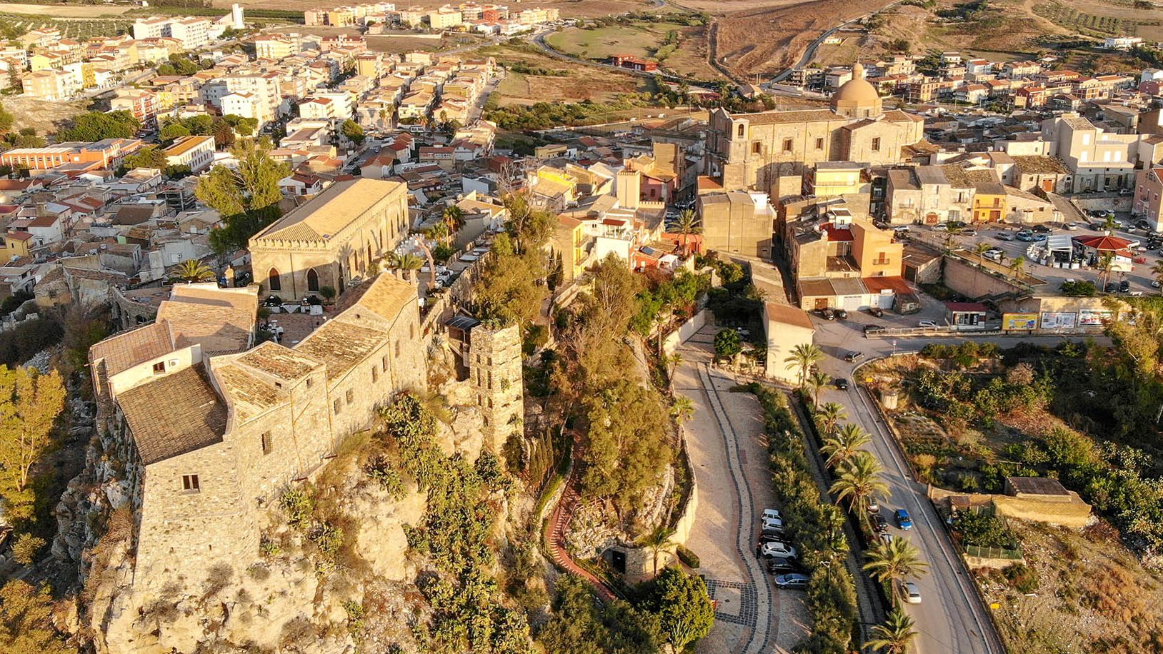 Sicilia, cazare, masă, ghizi, la 1 euro. Concurs inedit organizat de italieni