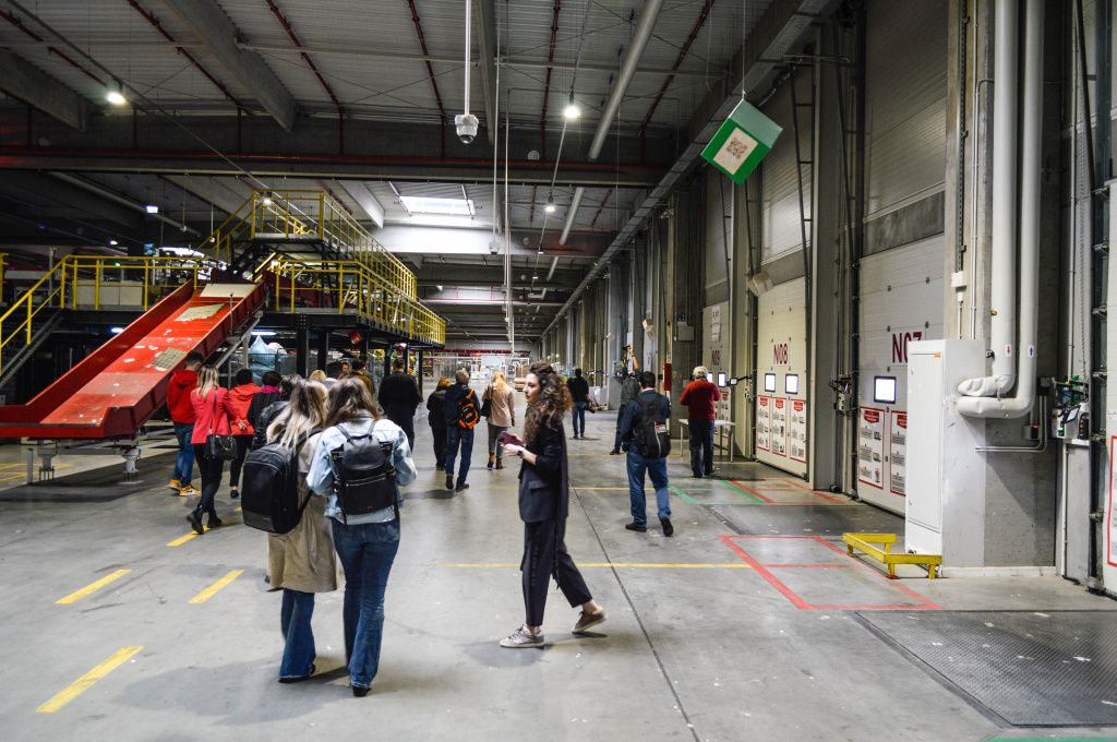 GALERIE FOTO | Cum arată cel mai mare centru logistic al Sameday - Imagine 9