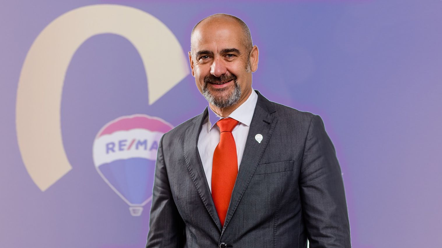 Răzvan Cuc: Este nevoie de Legea agentului imobiliar. Unii raportează pierderi, dar își fac poze din vacanțe exotice și cu mașini scumpe
