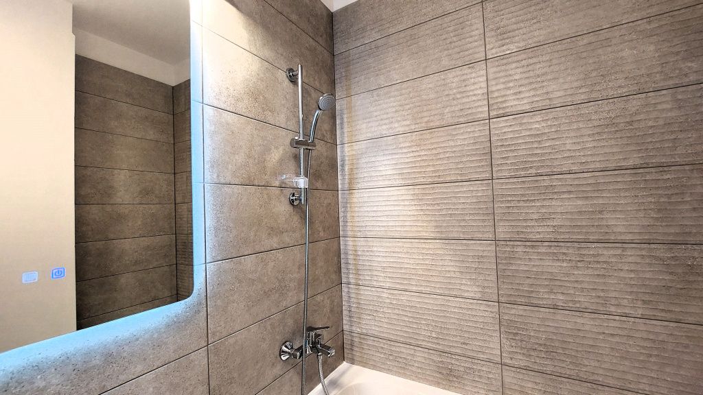 Cum arată un apartament nou de 3 camere de 152.000 de euro din sud-vestul Capitalei - Imagine 22