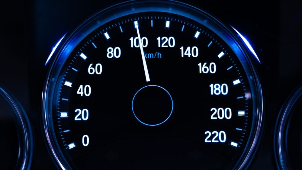 De ce se măsoară accelerația unei mașini de la 0 la 100 km/h. Cine a pus bazele acestei măsurători