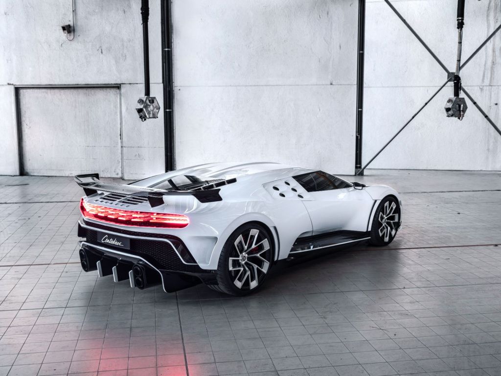 Bugatti Centodieci - Imagine 3