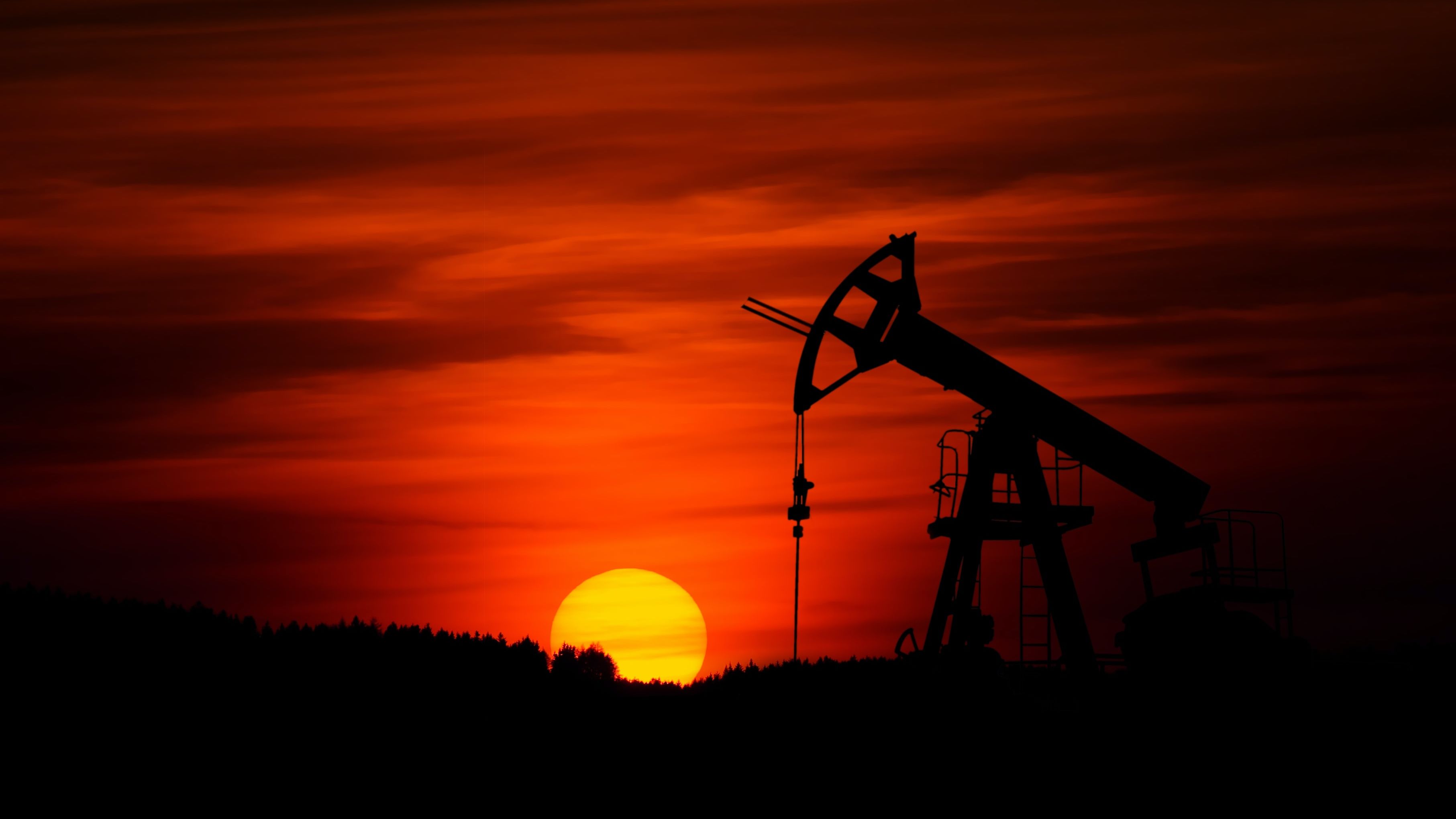 Rusia amenință că nu va mai exporta petrol
