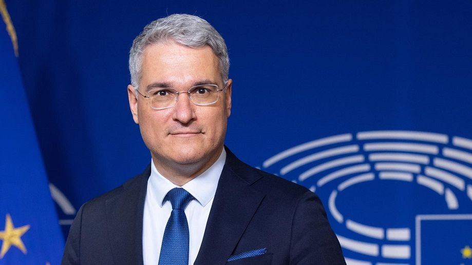 Dragoș Pîslaru, după șocul din turul I: Există persoane foarte educate care l-au votat pe Călin Georgescu