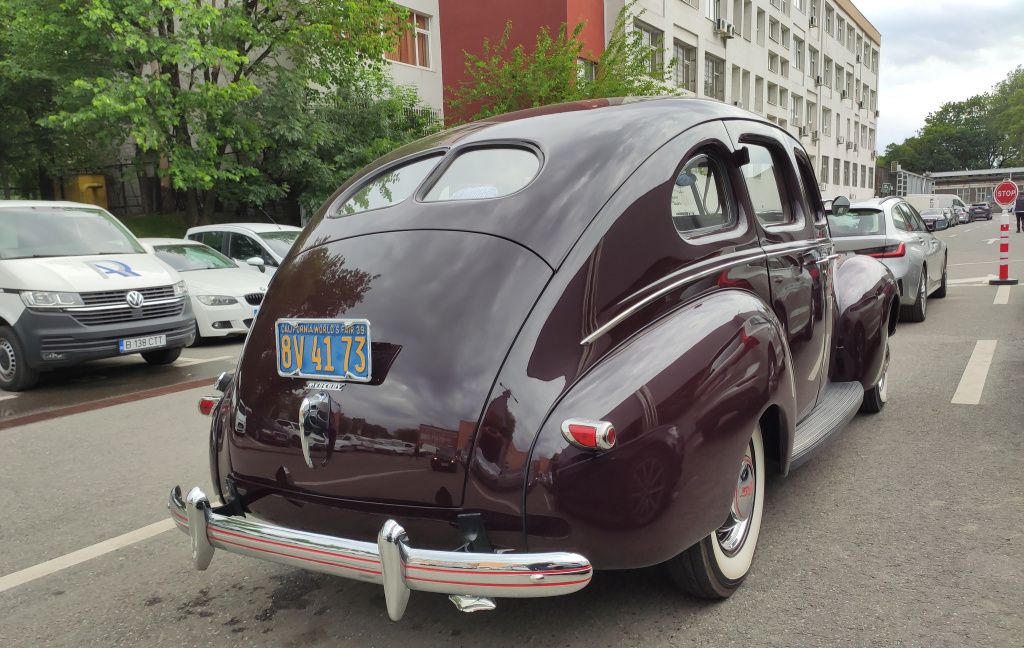 GALERIE FOTO | Cum arată un Mercury din 1939, similar cu Fordurile făcute în București - Imagine 4