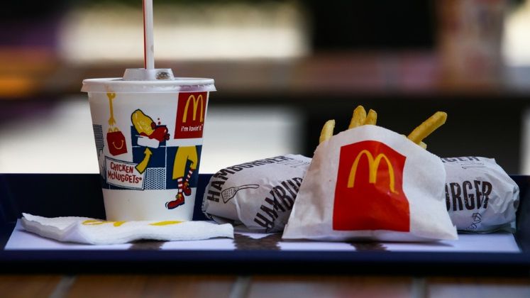 McDonald's ofera cazare gratuita angajatilor, grupul se confrunta cu o criza de personal