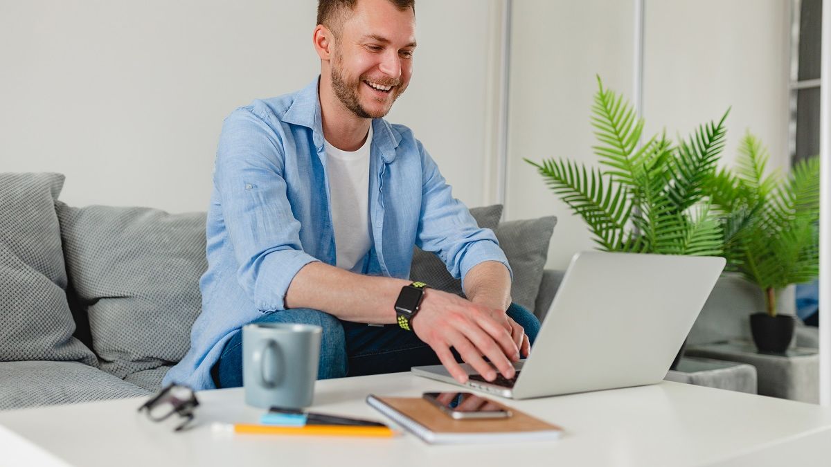 Constructorii de site-uri cu AI: soluție rapidă pentru freelanceri și start-up-uri?