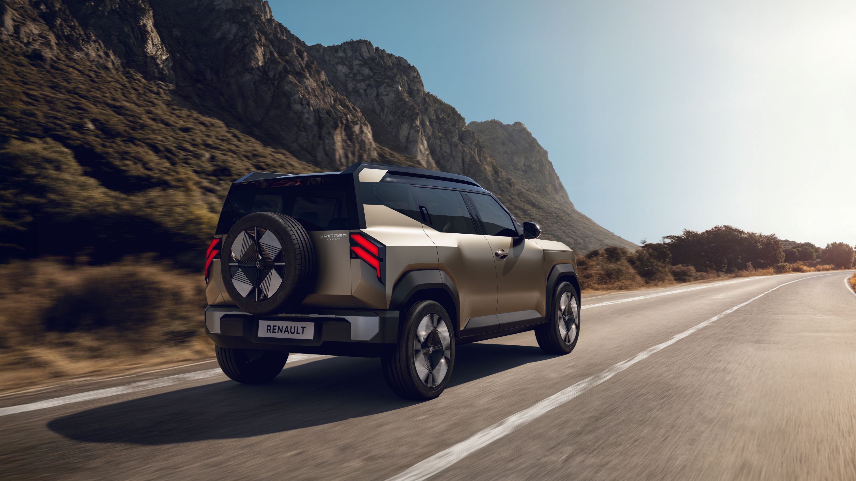 Renault va lansa 36 de modele noi până în 2030 și vrea să reducă costurile mașinilor electrice cu 40% - Poza 2