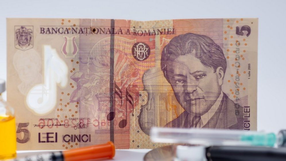 CFA: Leul va continua să se deprecieze în fața euro, iar datoria publică va crește peste așteptări