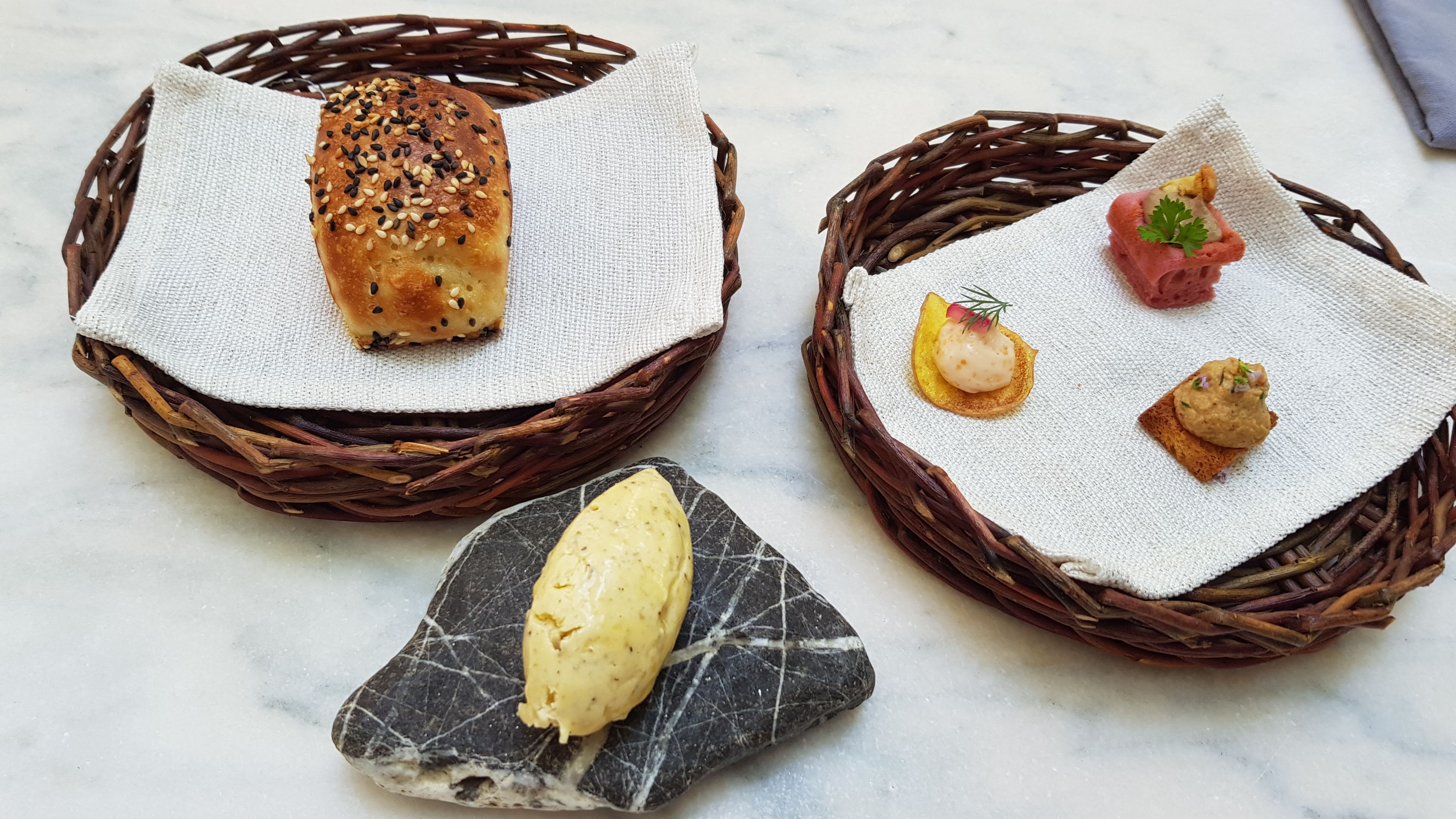 Review restaurant George Butunoiu: Anika, Noua Bucătărie Românească Fină și Creativă în Centrul Vechi