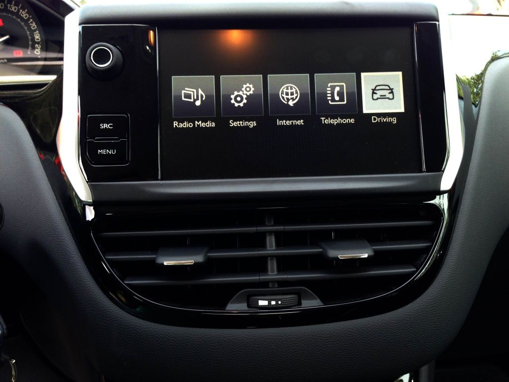 Peugeot 208 facelift - Imagine 9