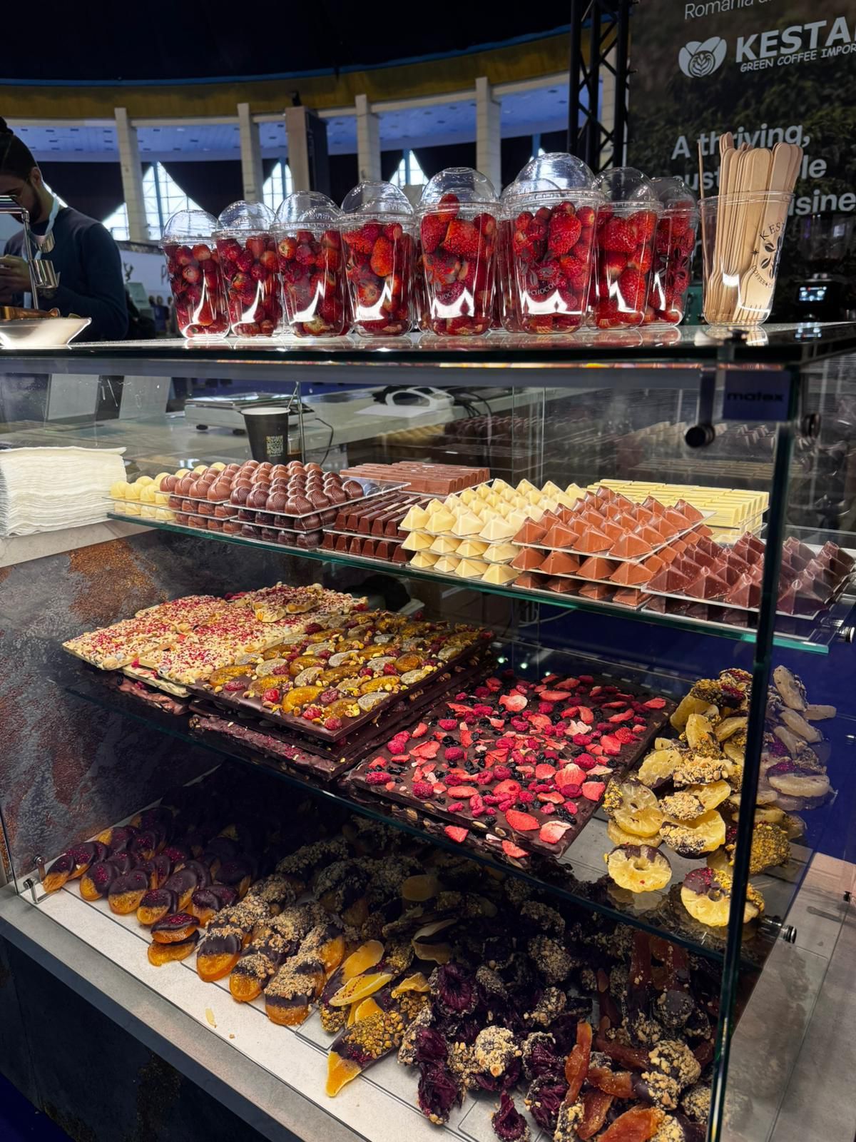 [Galerie FOTO] Festivalul Chocolate Saga revine la București: Trei zile cu ciocolată gourmet și gogoși artizanale - Poza 4