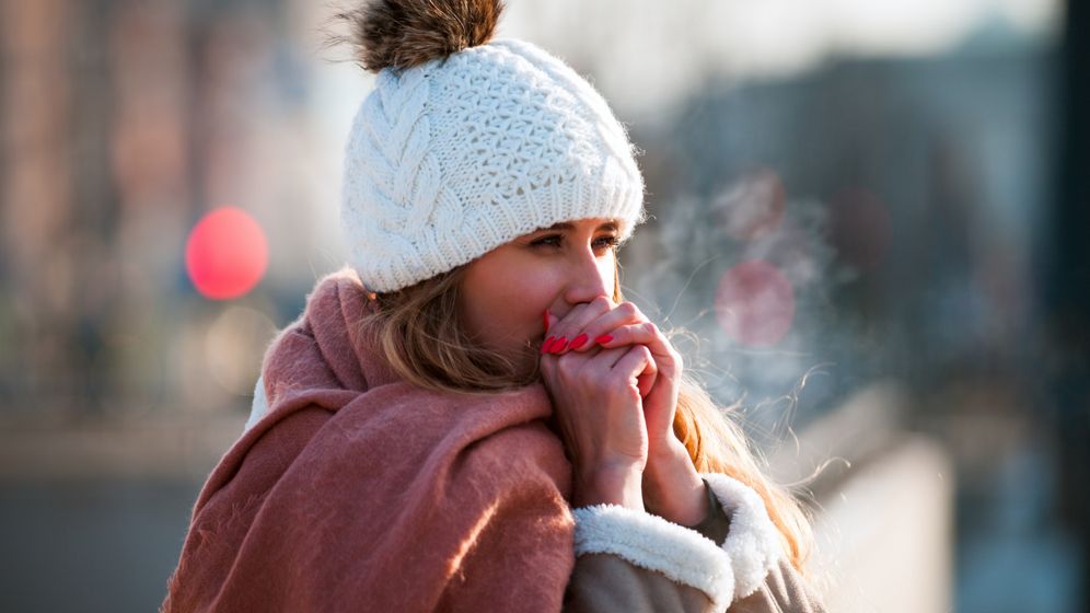 Sfat pentru iranieni, într-o iarnă scumpă: Îmbrăcați-vă cu haine mai groase