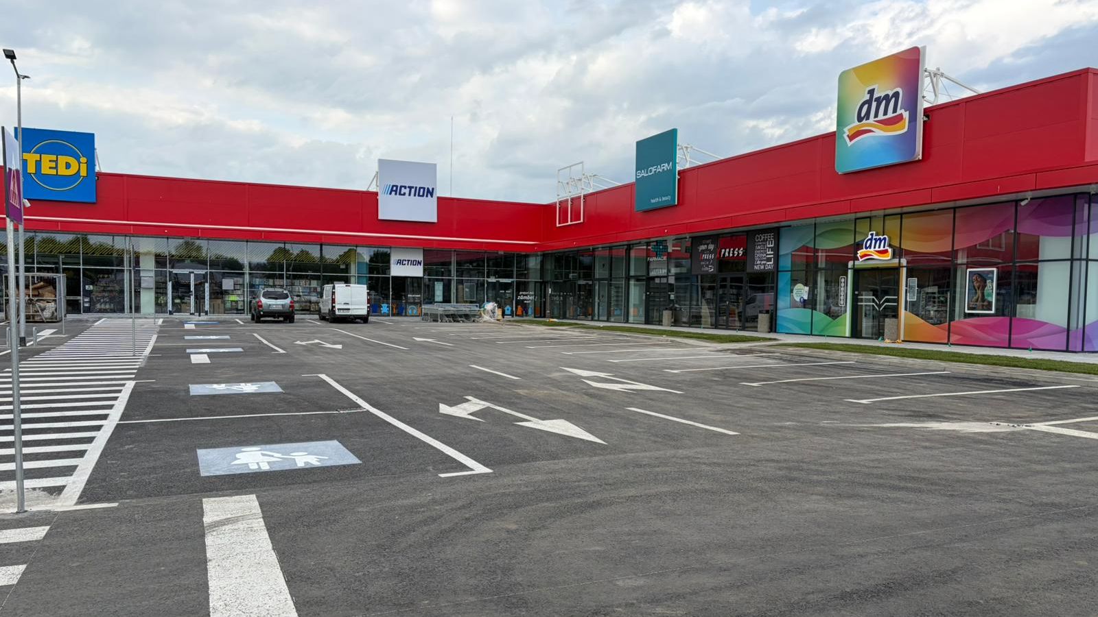 Un nou parc de retail în țară: românii de la Cometex au transformat o fostă zonă industrială&nbsp;