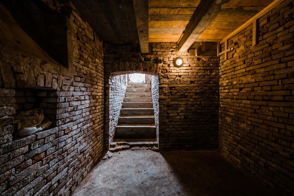 GALERIE FOTO | Unul dintre cele mai frumoase conace din România, scos la vânzare pentru 2 milioane - Imagine 8