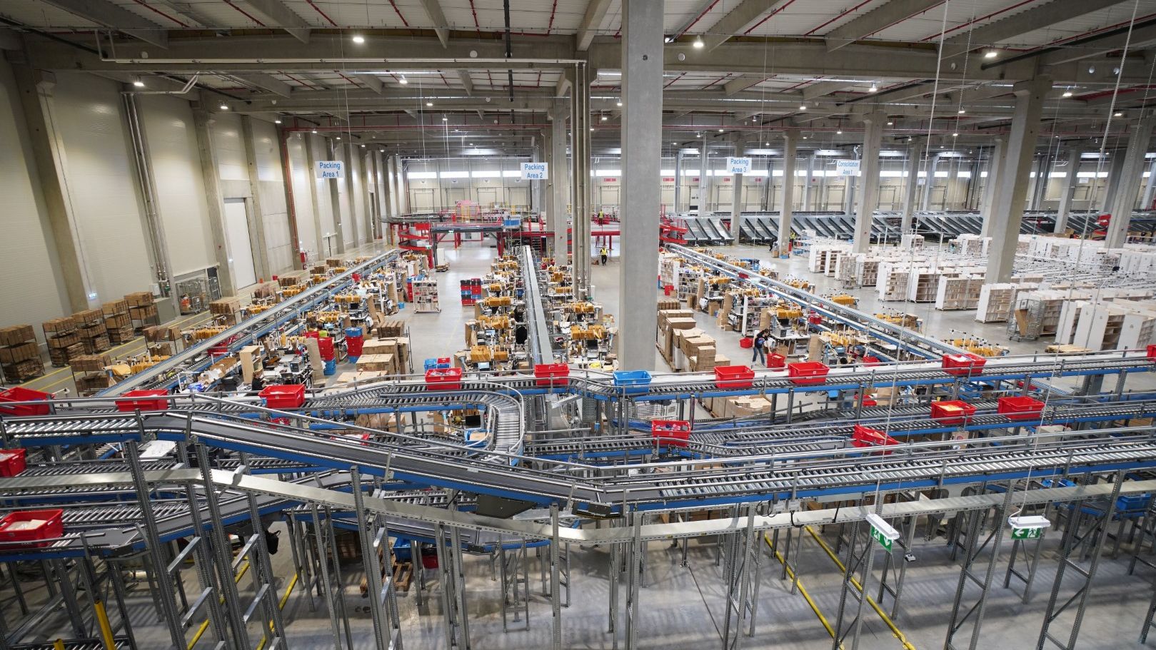 O nouă tranzacție eMAG: Vinde acțiunile deținute la Zitec către Sameday, compania de curierat parte din același grup