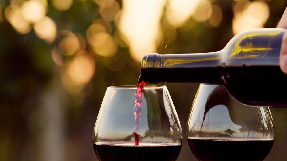 Analiză Wines of Romania: Busuioaca de Bohotin și Feteasca Neagră, cele mai căutate vinuri în mediul online