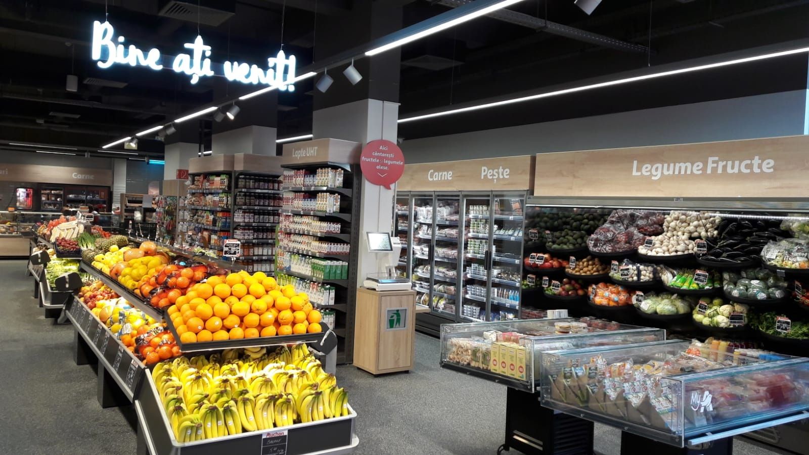 Auchan a încheiat un parteneriat cu aplicaţia Lola Market, pentru livrări într-o oră în Bucureşti