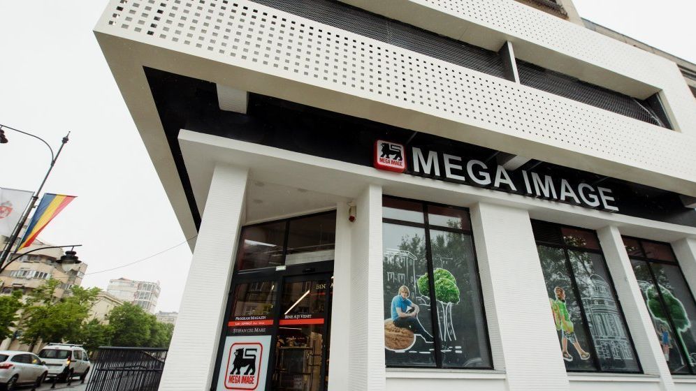 Mega Image a ajuns la o rețea de peste 900 de magazine în România