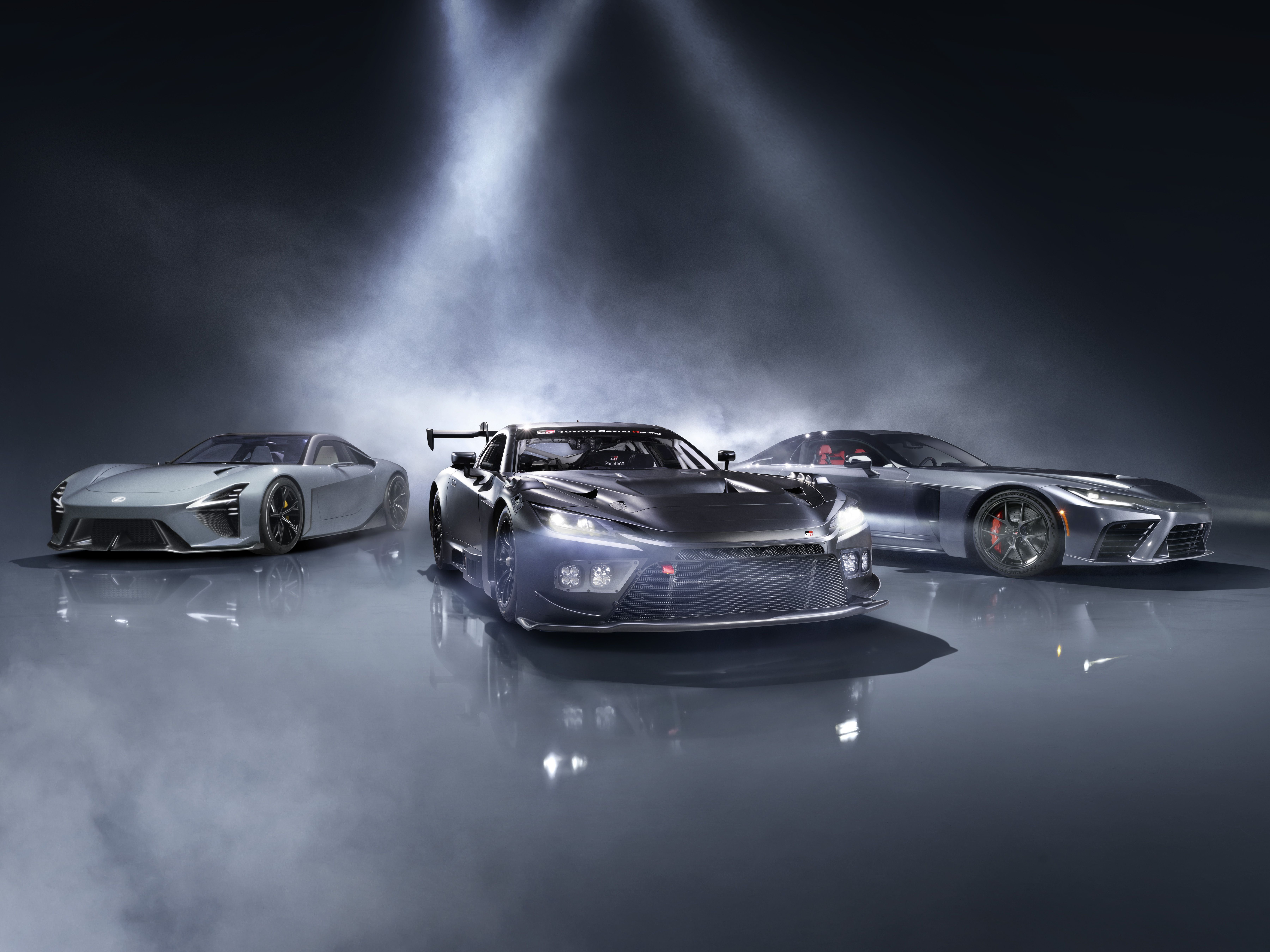 FOTO | Toyota prezintă GR GT, un supercar hibrid cu 650 cai putere. Lexus pregătește alternativa electrică - Poza 7