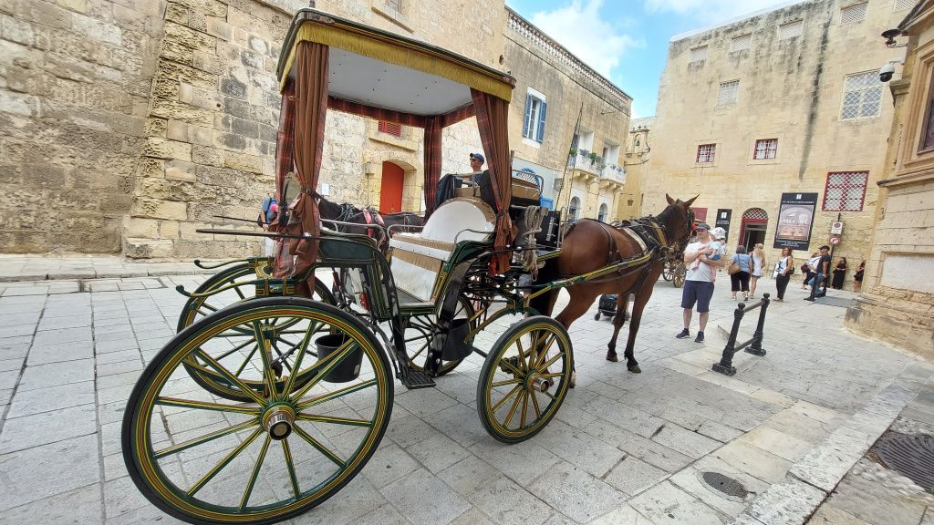 Malta, țara care poate transforma orice piatră într-un obiectiv turistic - Imagine 30