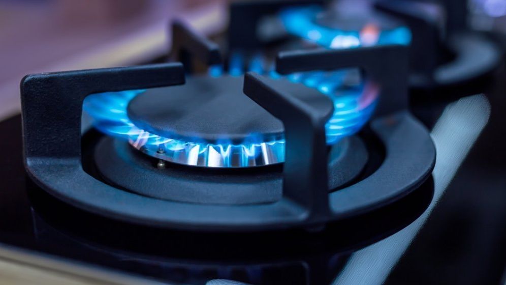 Ciucă: Coaliția a decis scăderea plafonului la energie și gaze