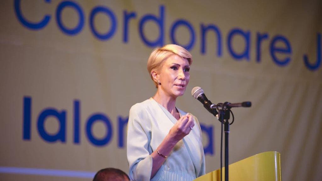 Se întâmplă și la case mai mari: Raluca Turcan a urat ”la mulți ani” unui baron care a decedat