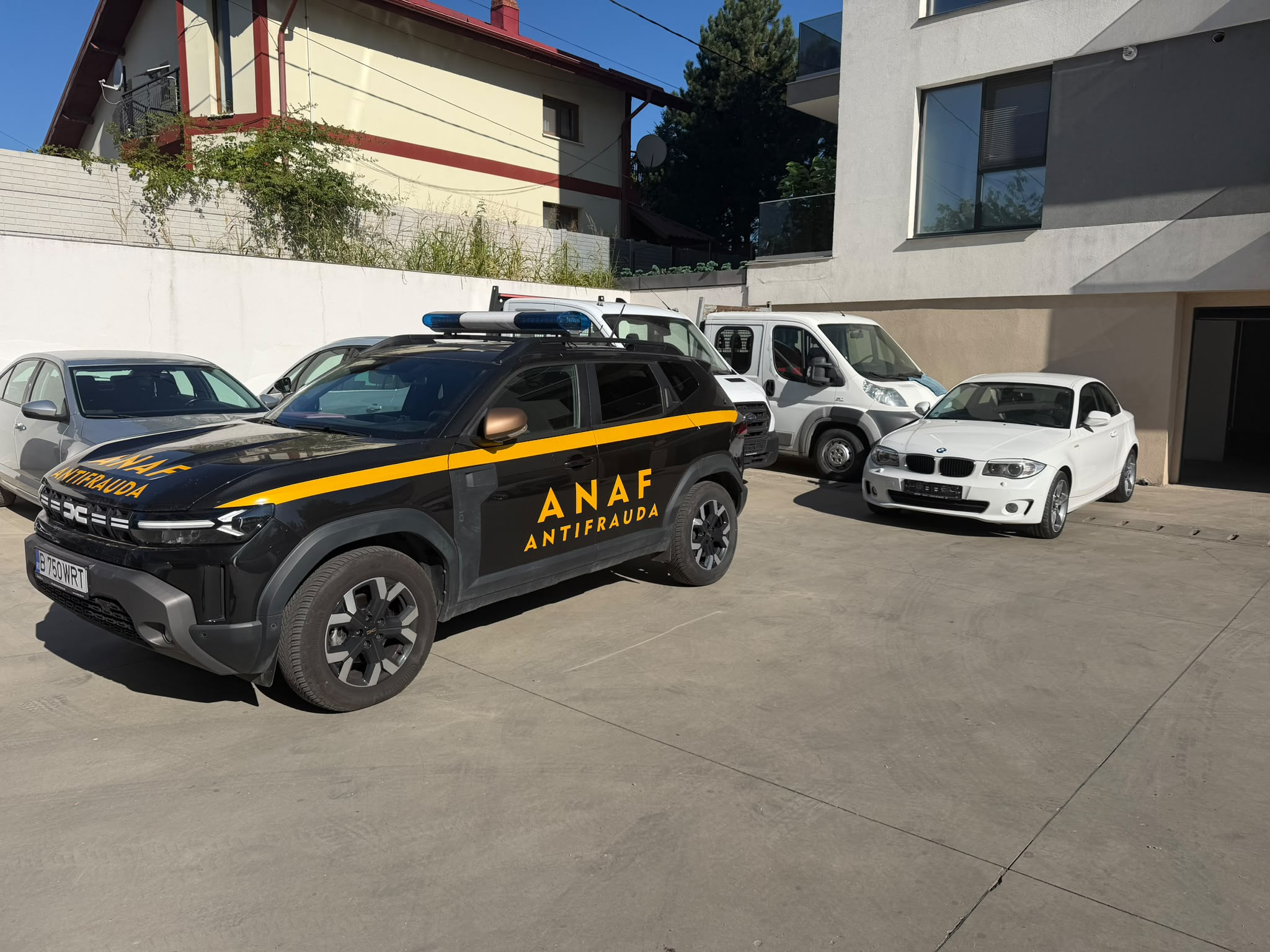 ANAF îi verifică pe vânzătorii de mașini la mâna a doua. Controale la mașini cu valoare totală de aproape 40 mil. euro