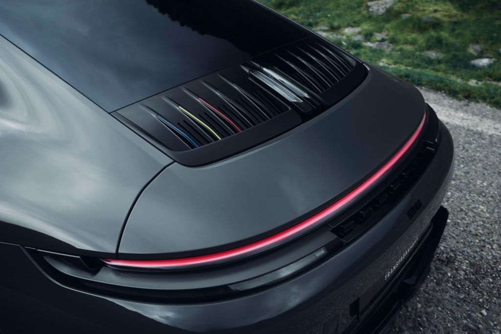 FOTO | Porsche construiește o ediție specială a celebrului 911 închinată Transfăgărășanului - Imagine 10