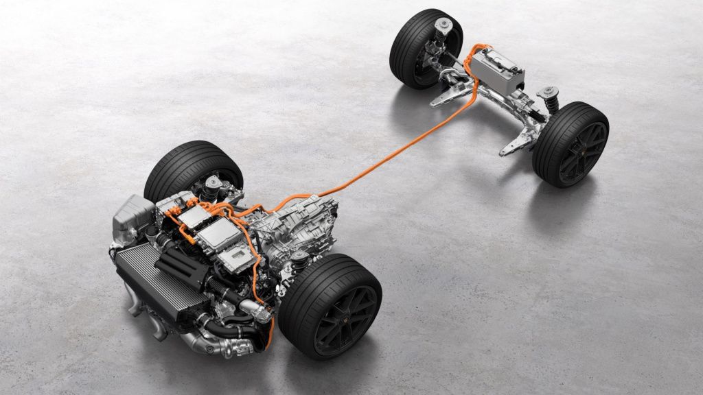 GALERIE FOTO | Porsche a prezentat primul 911 cu motor cu tehnologie hibridă - Imagine 12