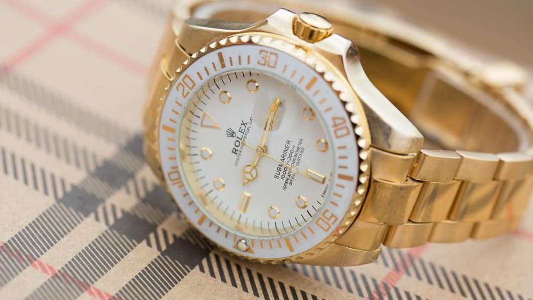 Scăderea vânzărilor de articole de lux îi face pe unii producători elveţieni de ceasuri să ceară ajutorul statului