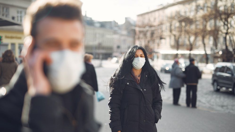 Coronavirus 24 ianuarie | Un singur județ rămâne în scenariul roșu de funcționare
