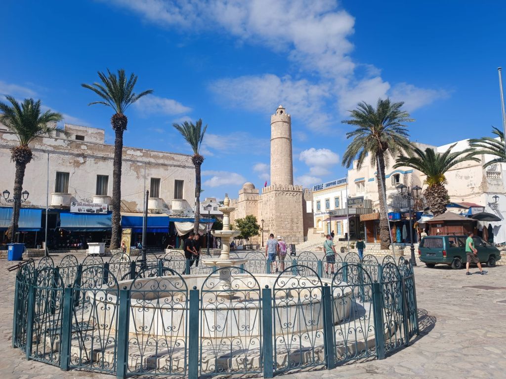 GALERIE FOTO: Vacanță în Tunisia, cu aventuri în deșert și oaze naturale, dar și cu stațiuni - Imagine 62