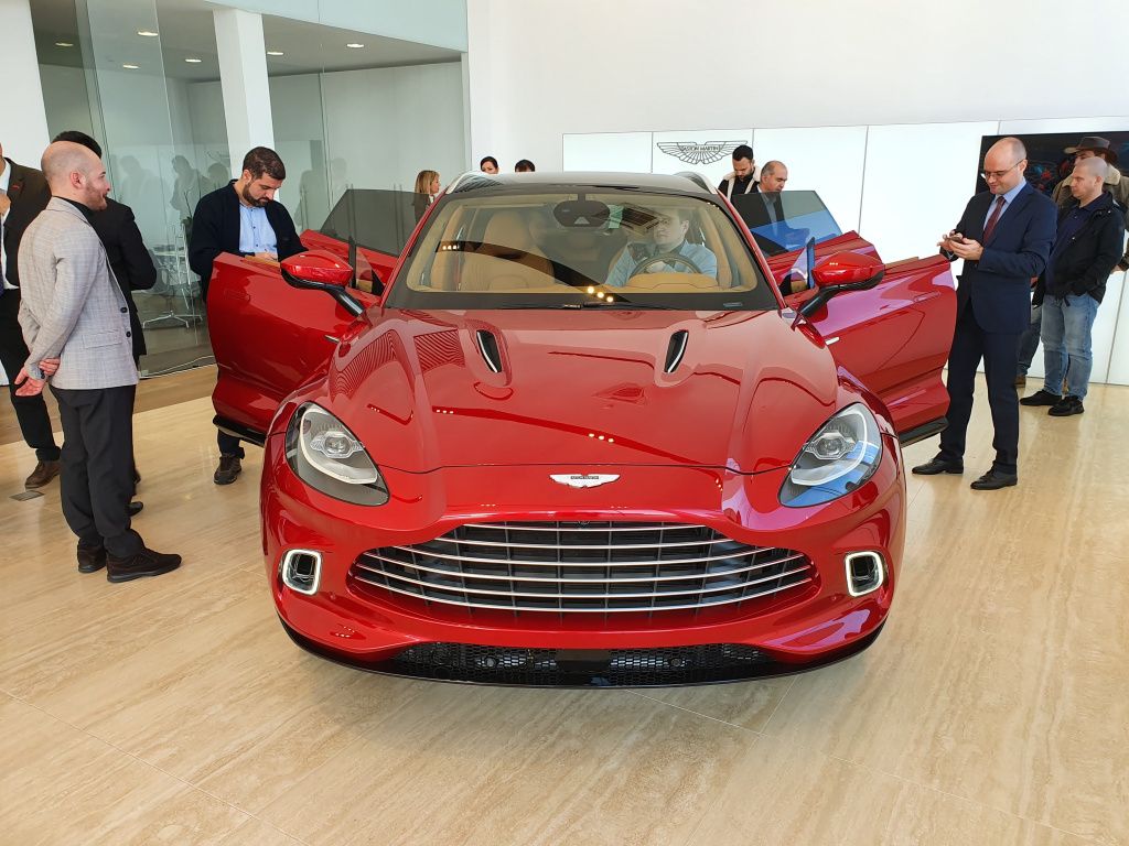 Aston Martin DBX - Imagine 23