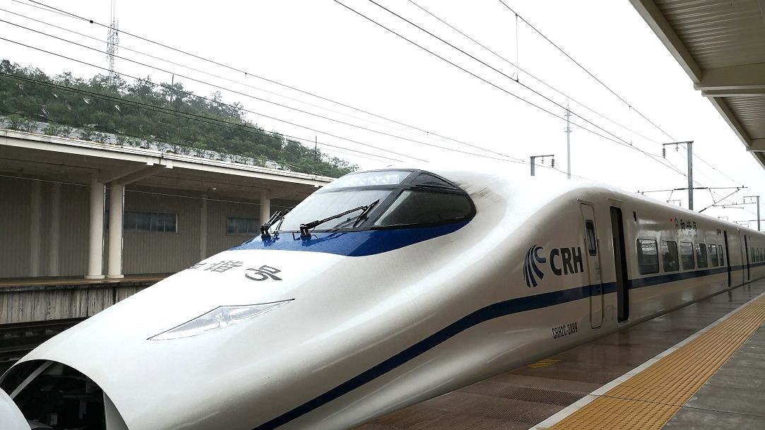China vrea sa investeasca 114 mld. de dolari in transportul feroviar si peste 250 in autostrazi in 2020