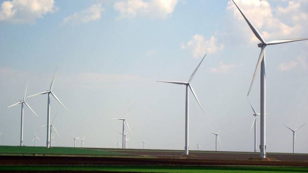 APCE: Comasarea Ministerului Energiei, riscantă, ar putea avea un efect de boomerang