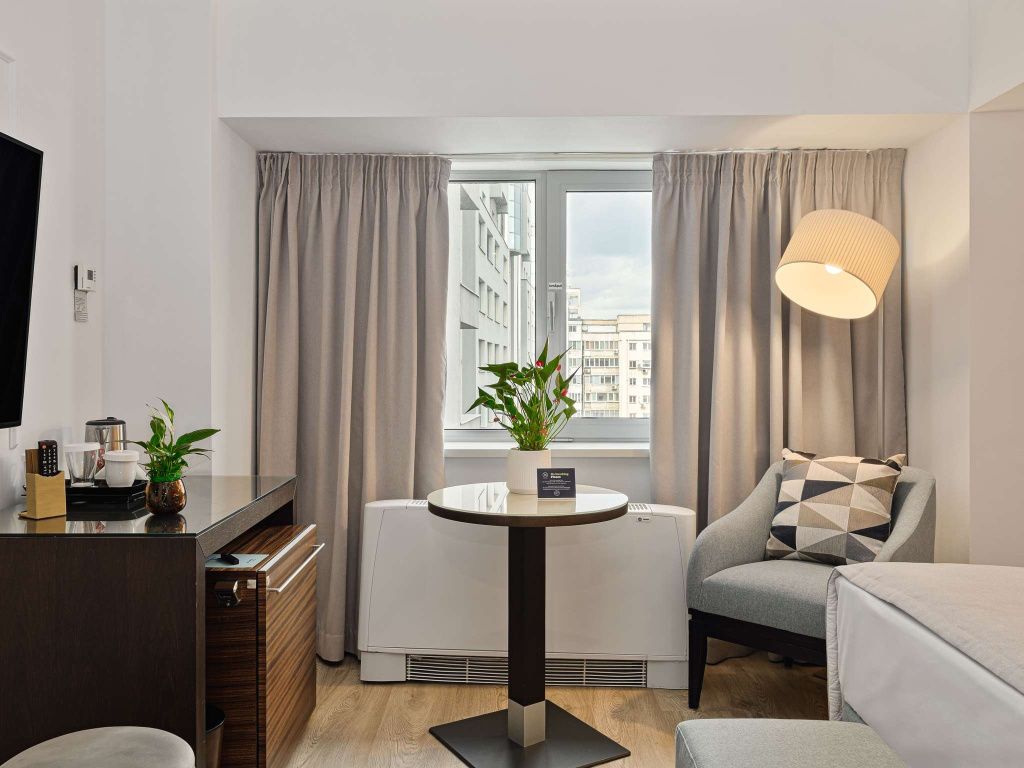 FOTO | Un nou lanț de hoteluri intră pe piața din România. A deschis primul hotel în centrul Bu - Imagine 23